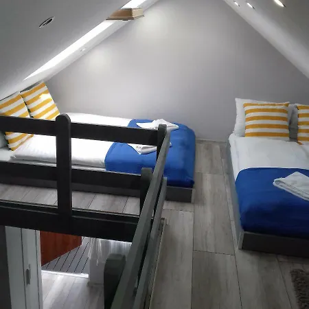 Przystan Apartment *